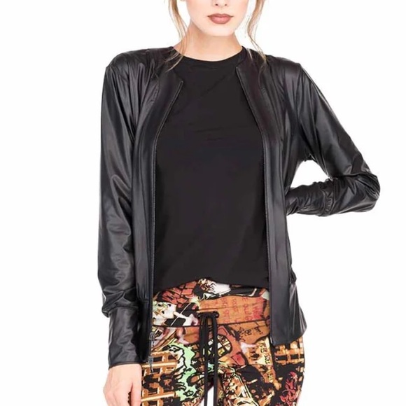 Black leather looking bomber jacket - Picture 2 of 7